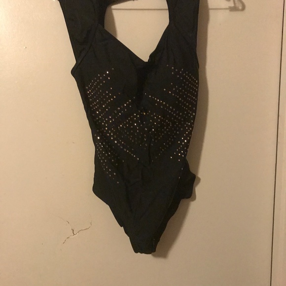 Size 6 - Black and Gold one Peice Swimsuit - Picture 1 of 3